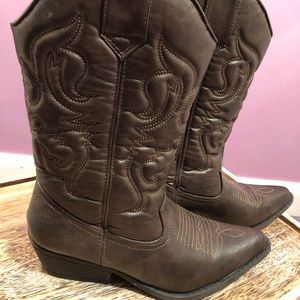 Mossimo Co. Cowgirl boots